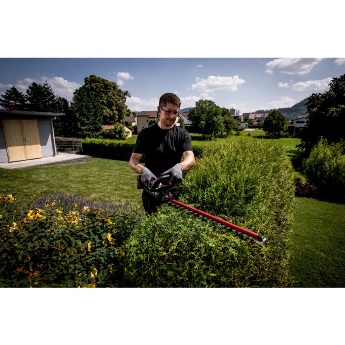 Храсторез акум. 18V 55cm METABO HS 18 LTX 55 2X2.0Ah